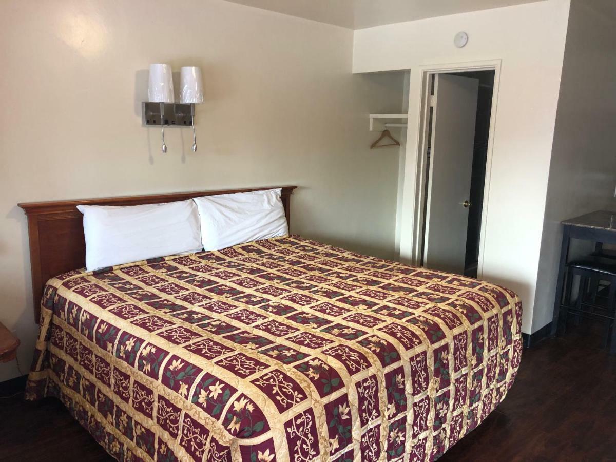 湖光山色汽车旅馆 Wofford Heights 外观 照片